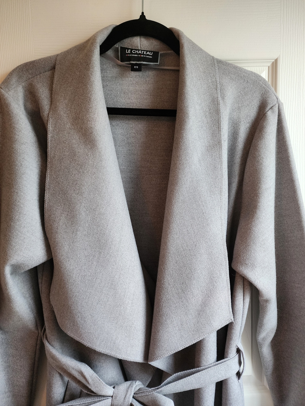 Le Chateau Gray Waterfall Tie-Waist Coat Size SM - Picture 3 of 10